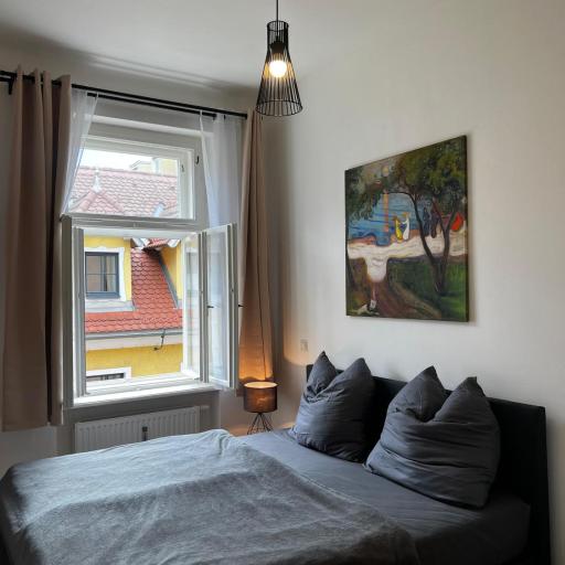 Old Town Vibe & Wave, undefined