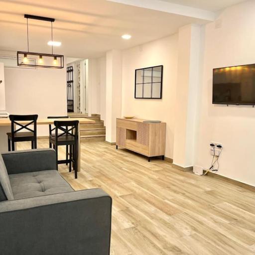 Modern and central independent apartment, undefined