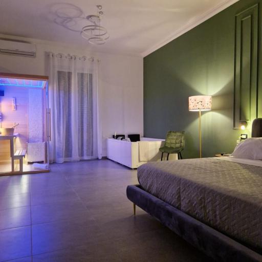 Luna Marie, undefined