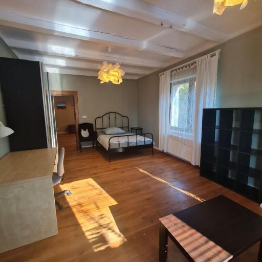 Guest Rooms in Private Home by Airport, Shared Bath, Non-Smoking, Contactless Check-in, No Staff, Quiet Stay, Short Stay, undefined