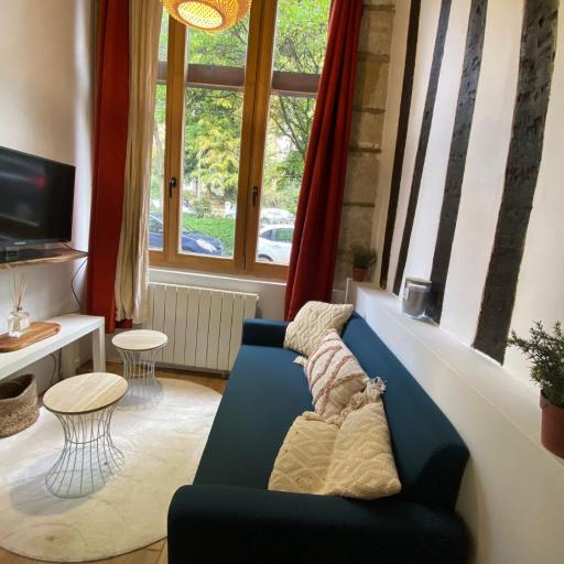 La mezzanine du Maire - 352, undefined