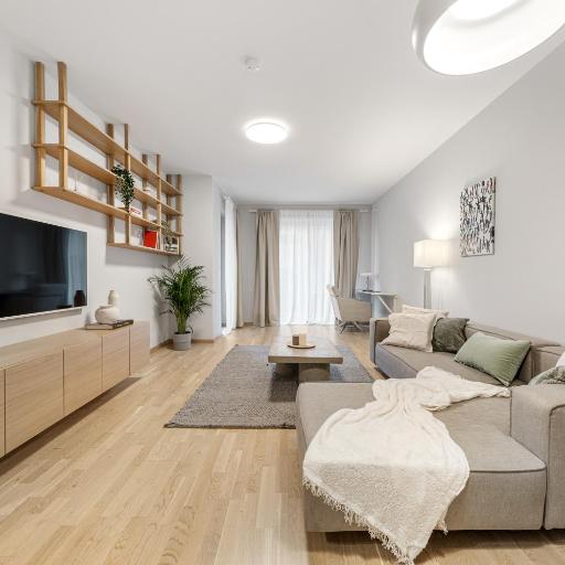 Cozy 55m2 Zverynas Retreat with Lodge, undefined