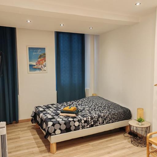 Toulon Étoile, undefined