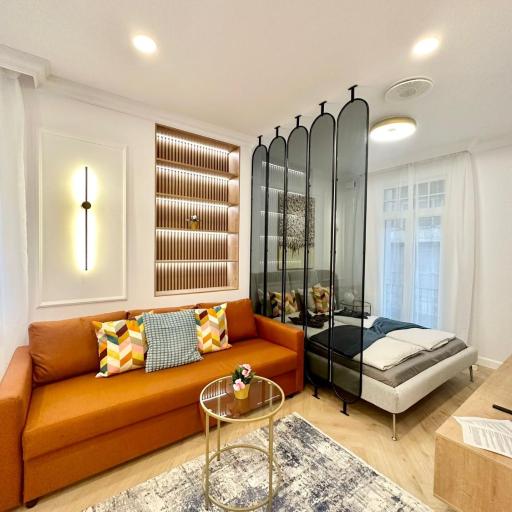 Buda Mini Suite I Hill Charm I Self CHKN, undefined