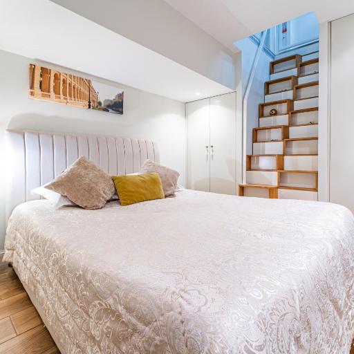 Duplex Climatisé en Hyper Centre de Bordeaux, undefined