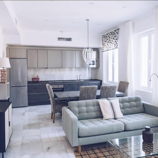 Luxury 2-BR Apartment in The Nook with Lift Access and Prime Central Location, undefined