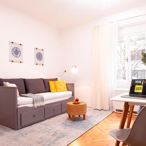 Nice Weekends Graz City Centre - Free Parking, Pets Welcome & Walk to Old Town - Mur - Kunsthaus, undefined