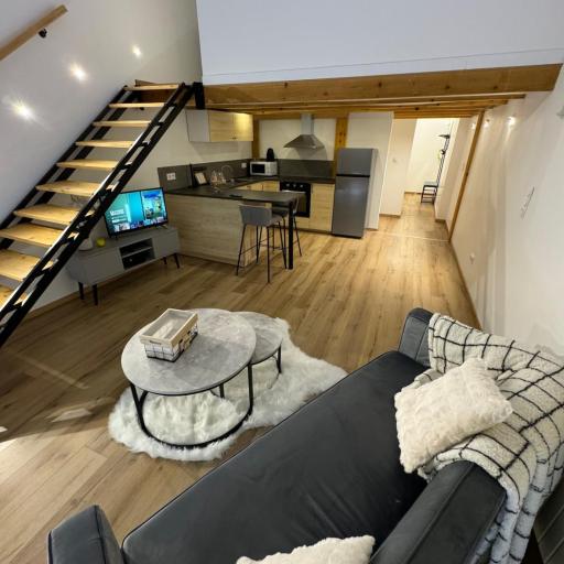 Duplex Place du Théâtre Dijon Centre, undefined