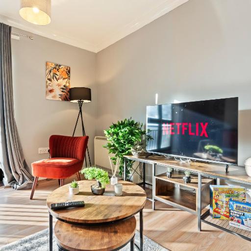 Julie's 2 Bed Wilson St Apartment, undefined