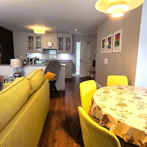 Modern City Centre Luxury - Sleeps 6, undefined