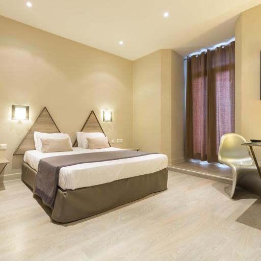 Hôtel Amirauté, undefined