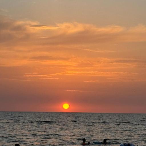 Stanza relax con uscita sulla spiaggia, undefined