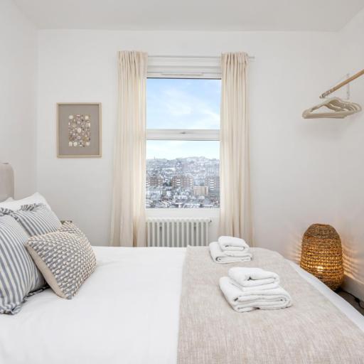 Stunning Victorian Home Longer Stays Sea View - Pass the Keys, undefined