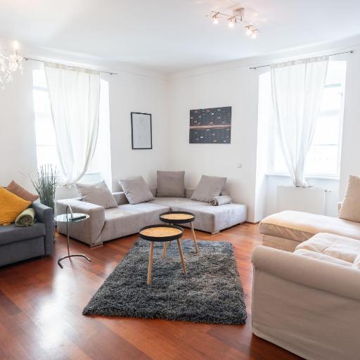 La Belle Vie, undefined