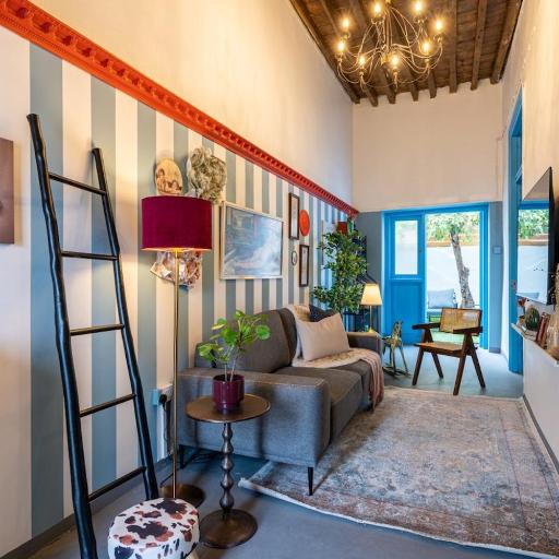 Blue Haven - 2-BR Artistic Escape in Larnaca, undefined