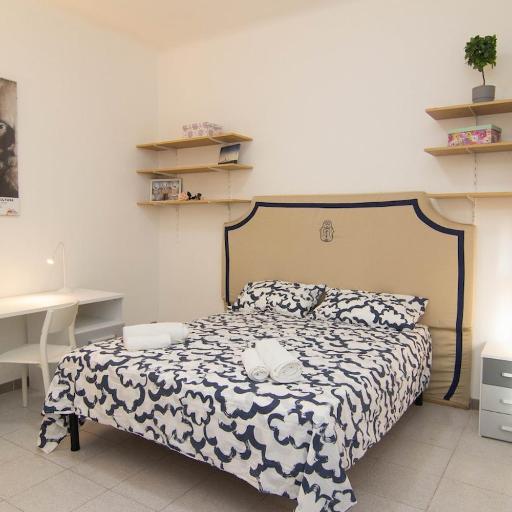 Fra i Cavalieri e i Miracoli a 2 passi da tutto, undefined