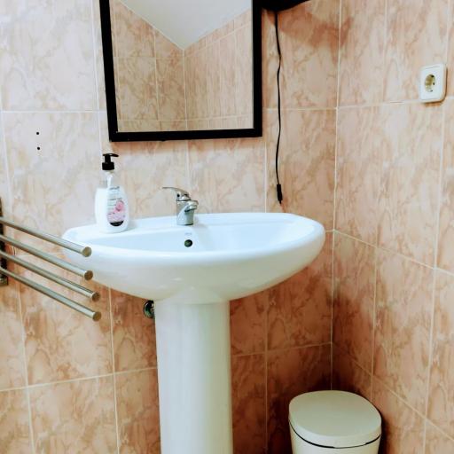 habitación BARAJAS, undefined