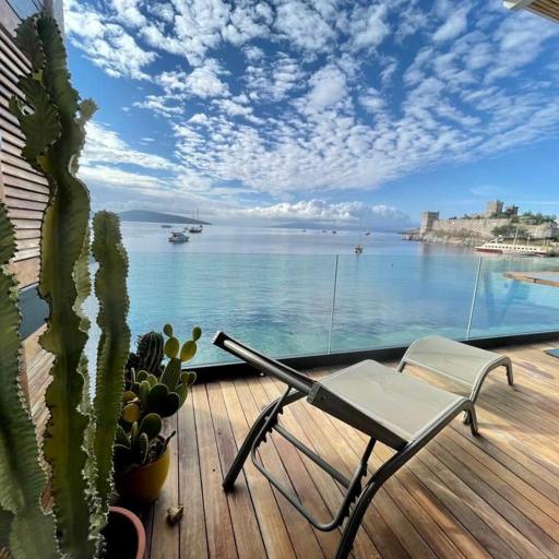 Surfer Caravan Gastro Pub Suites- Adults Only, undefined