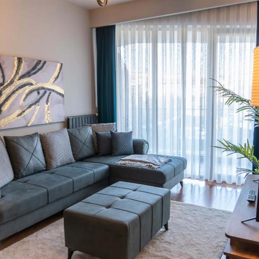 central City Apartment with Premium Amenities, undefined