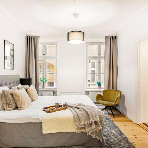 Sanders Tivoli 1- Lovely 2-Bdr Apt near Tivoli, undefined