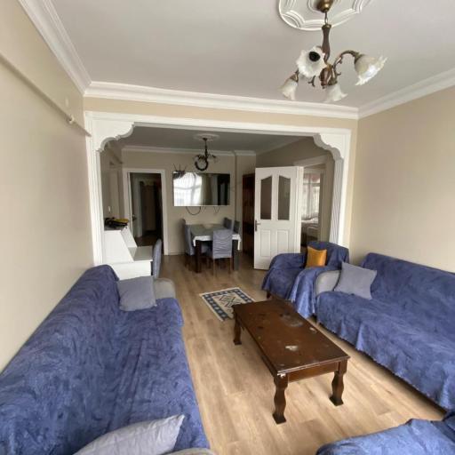 Eda's Apartment, undefined