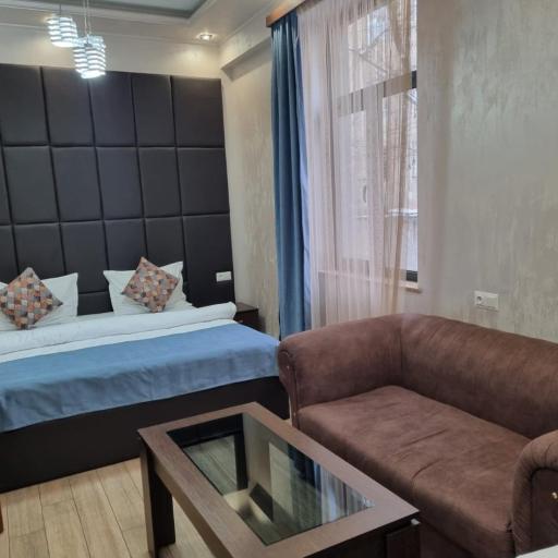 Days Hotel, undefined