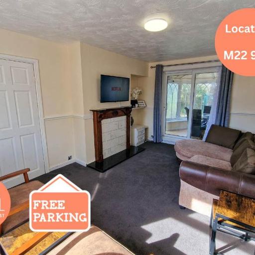 Wythenshawe 3 bed Family Home by City SuperHost, undefined