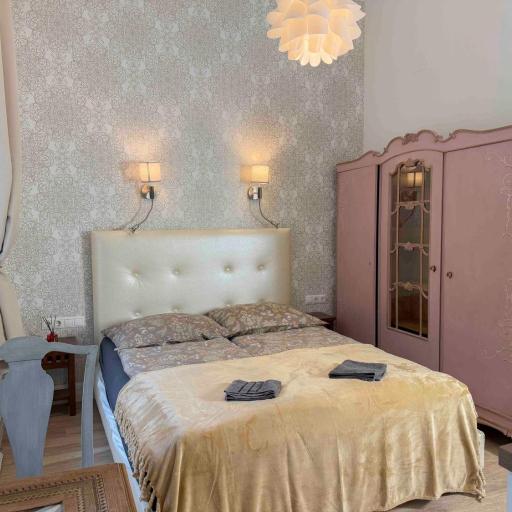 HJ7-A Hunyadi Apartment, undefined