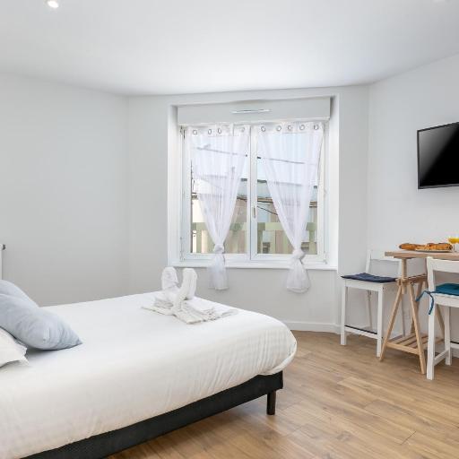 Marie-claudine, undefined