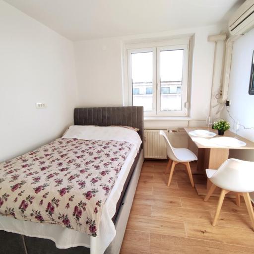 Apartment Twin 1, undefined