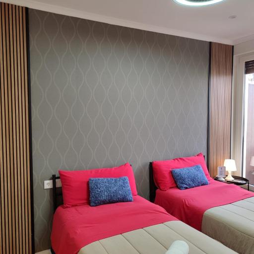 CENTRAL ROOM, undefined