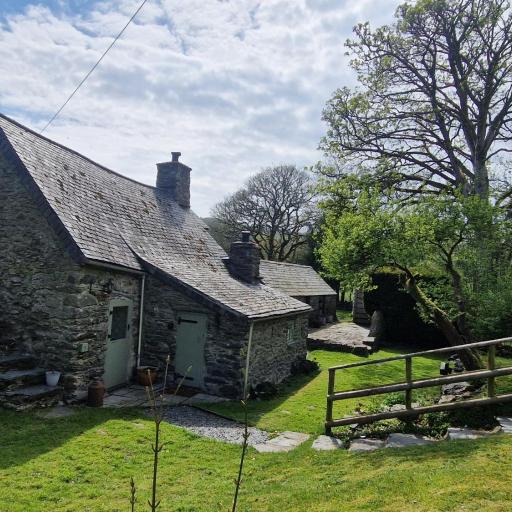 Old Ty'n Y Wern, undefined