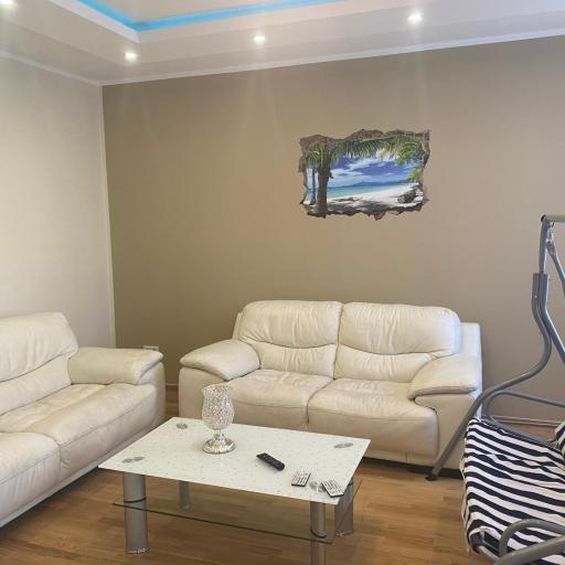 Zentrale 4 Zimmerwohnung mit kostenlosem Stellplatz, undefined