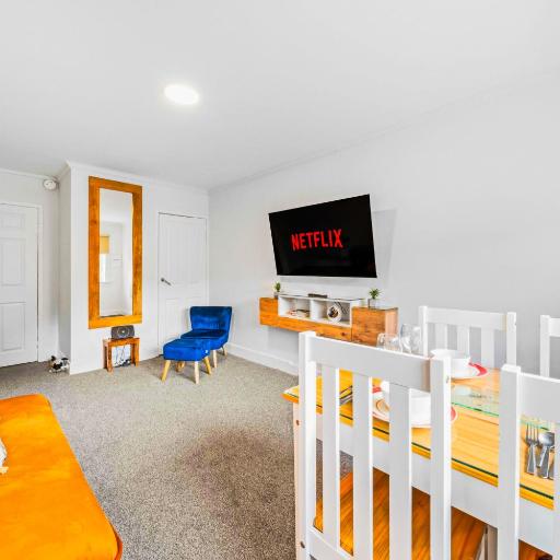 One Bed Holiday Home in the Heart of Glasgow, undefined