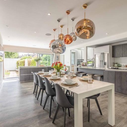 Woodland River Retreat, 5 Minutes to Legoland - By Tempstay, undefined