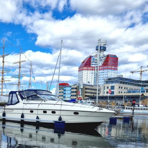 Prinsessan i Lilla Bommen, undefined