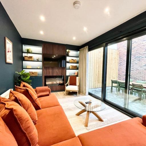 Barton Suites Luxury Home 1 of 2 Sleeps 6, undefined