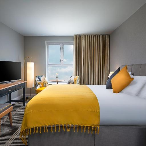 The Parkavon Hotel, undefined