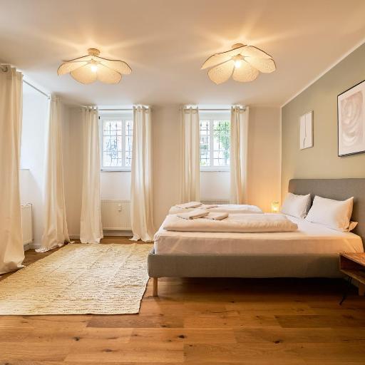 Urban Base Apartment for 9 in Berlin Mitte, undefined