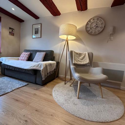 B'm Yerri - Centre ville - vue Cathédrale, undefined