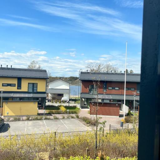 Private room near lake with sauna, undefined