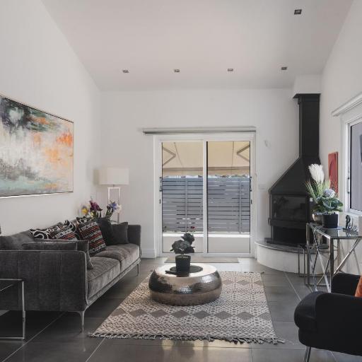 Botanical Art House by Staycom, undefined