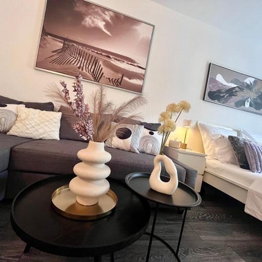 FLH - Liberty Home Balcony Free Parking 2 QueenSize Beds, undefined