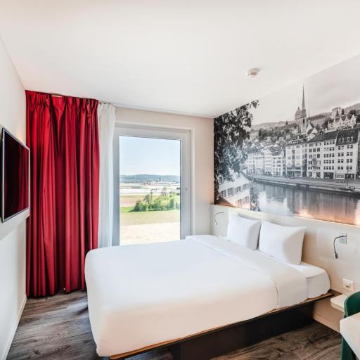 B&B HOTEL Zürich Airport, undefined