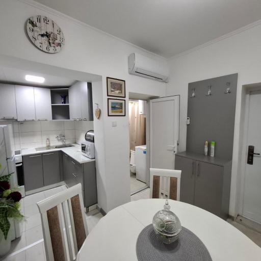 City for two Apartment with parking, undefined