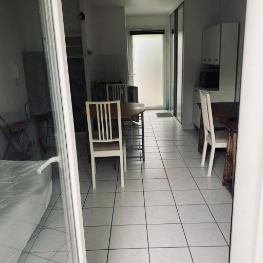 Appartement Cosy Pau avec Jardin, undefined