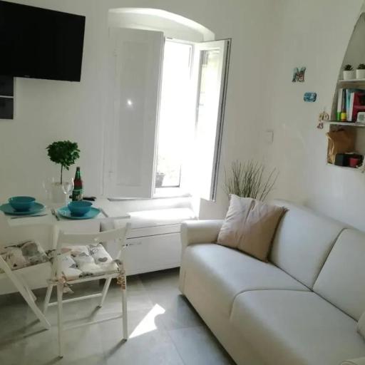 Cozy studio Monterosso al Mare 22 m² with air conditioning, undefined