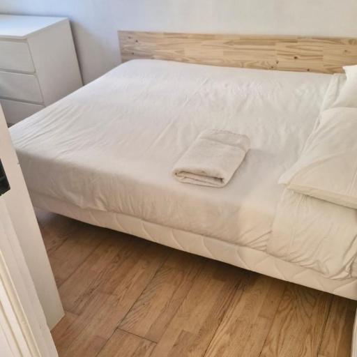 Suite Etonnant Voyageur - Gare&TNB à 100 m - 4 personnes, undefined