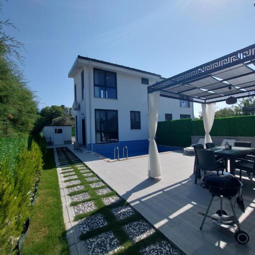 Villa Mell, undefined