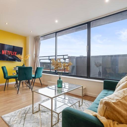 Penthouse 3 Rea place, undefined